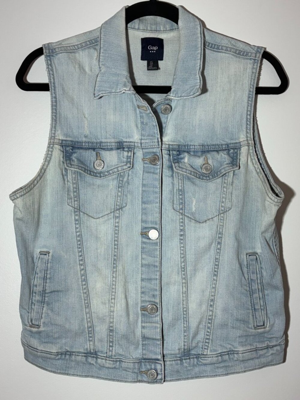 GAP Light Wash Denim Vest Women’s Large Sleeveless Jean Jacket Western Trucker